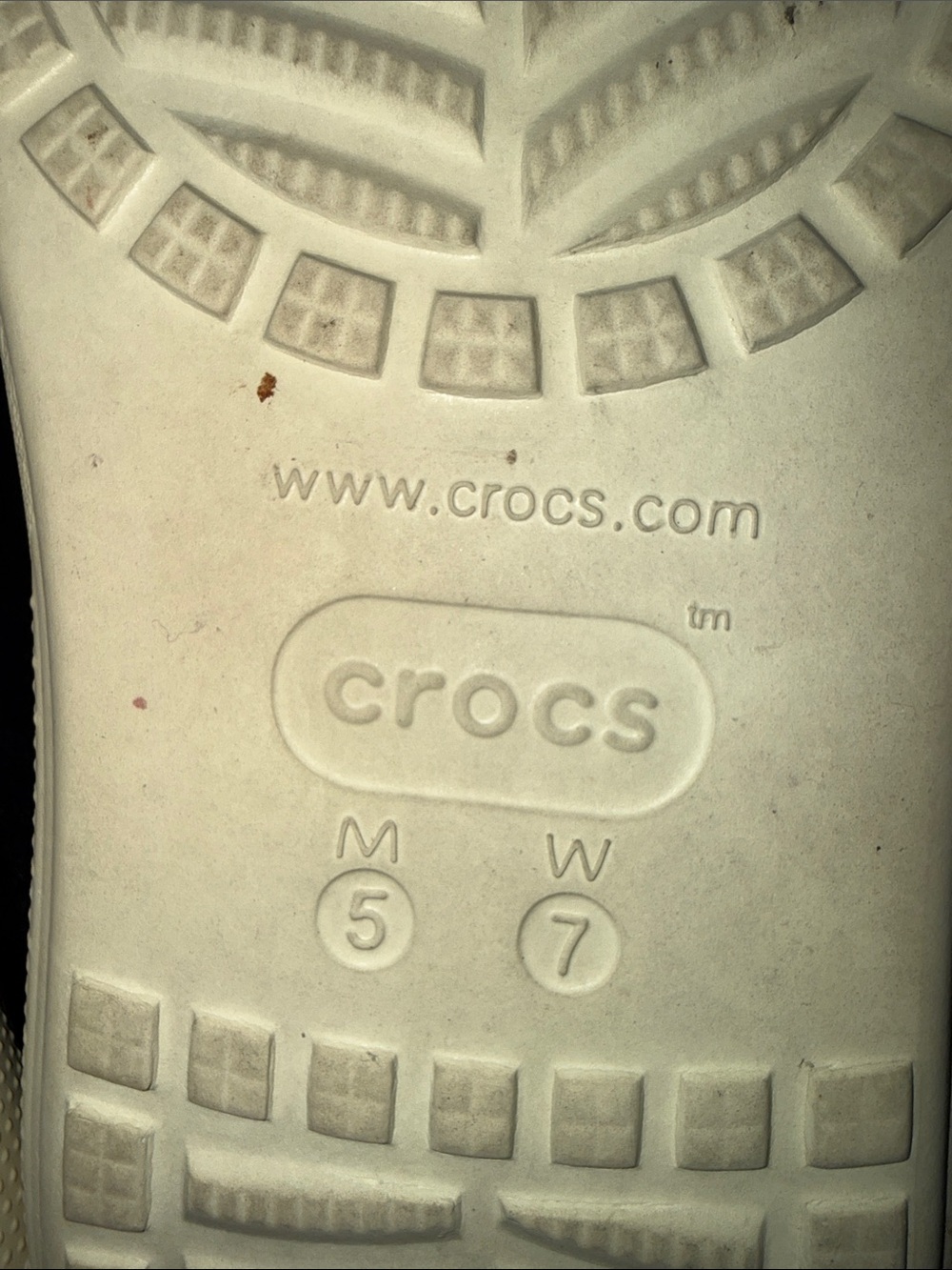 Crocs Classic Crush Sandals – Bone (W7/M5) - Picture 2 of 12